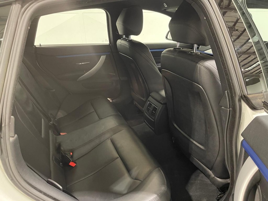 Used BMW 4 Series 2017 for sale - 77153920: Photo 30