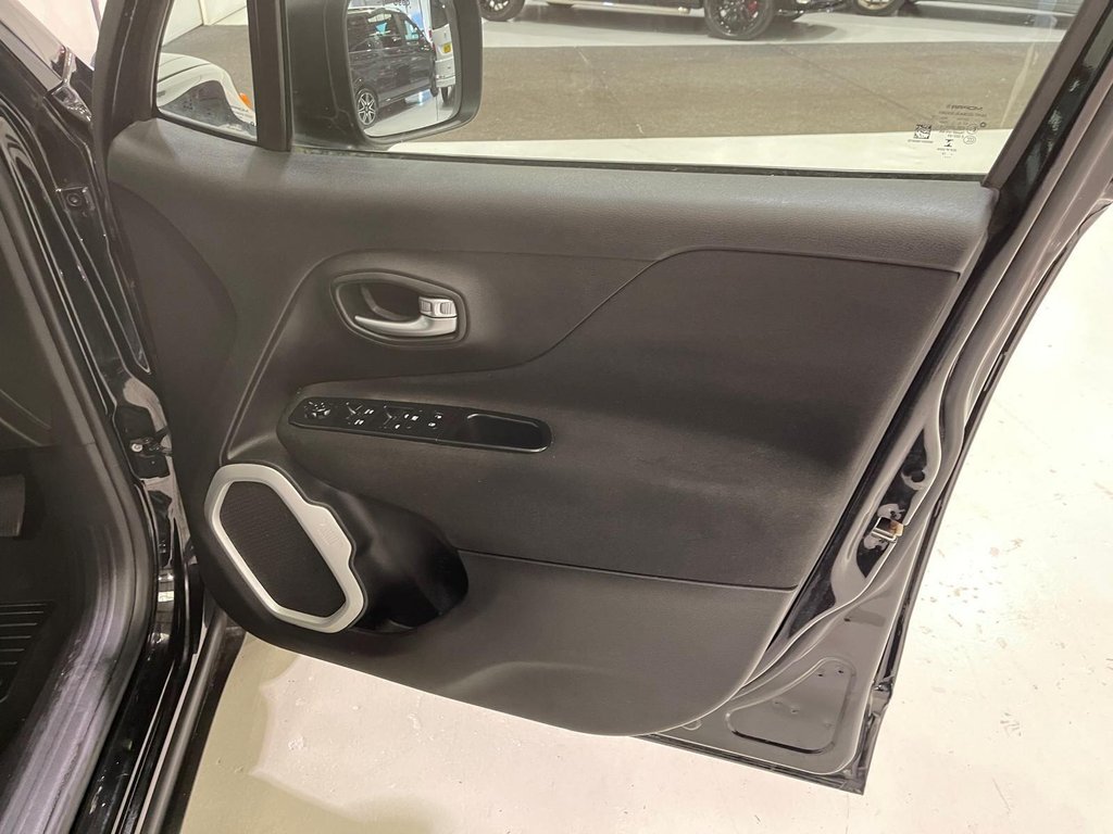 Used Jeep Renegade 2017 for sale - 77383924: Photo 18