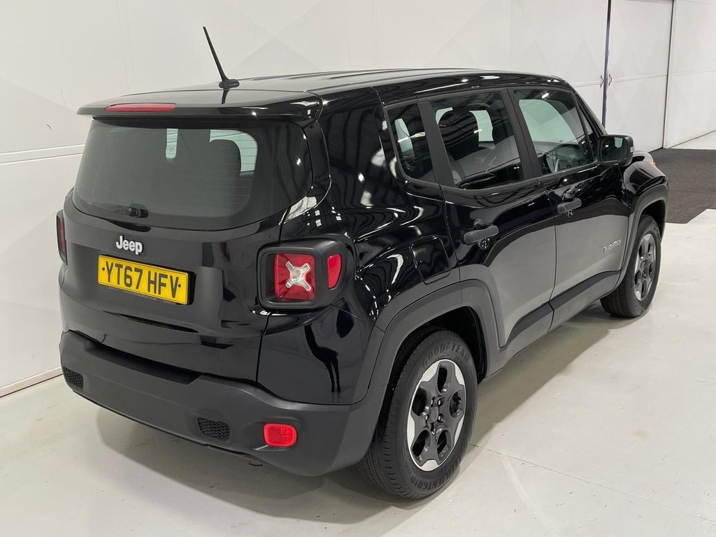 Used Jeep Renegade 2017 for sale - 77383924: Photo 32