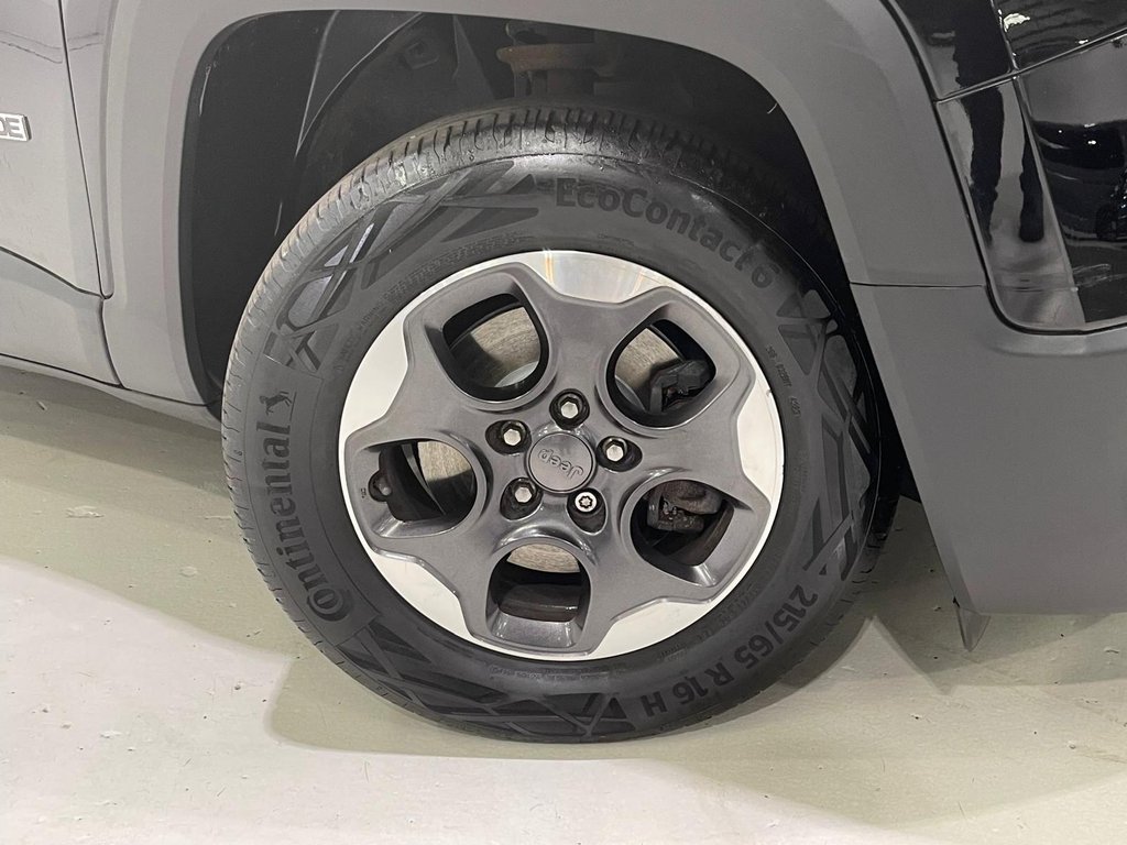 Used Jeep Renegade 2017 for sale - 77383924: Photo 37