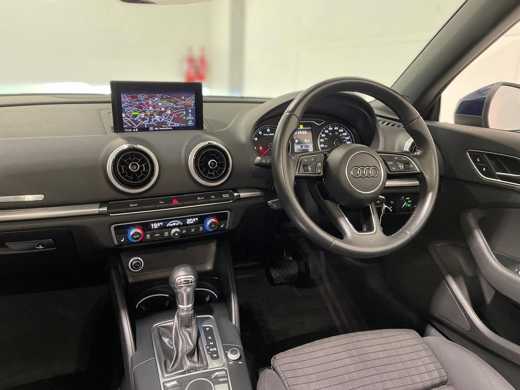 Used Audi A3 Cabriolet 2017 for sale - 76481949: Photo 31