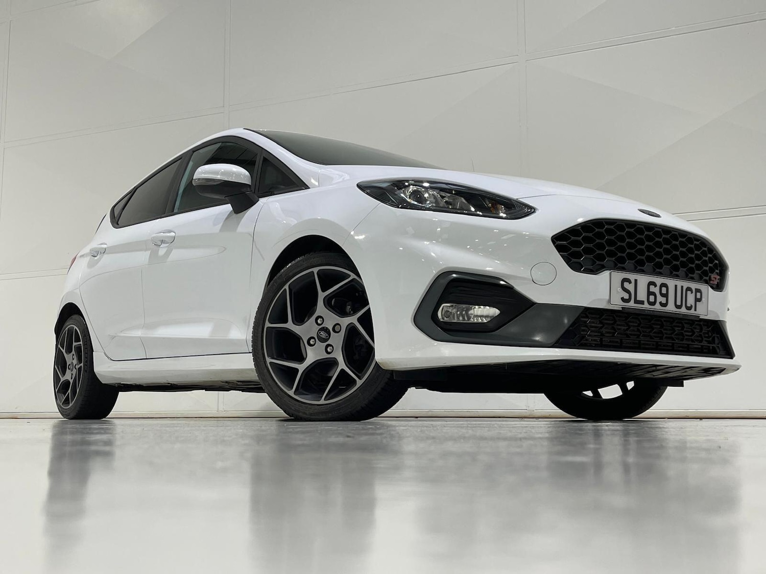 Used Ford Fiesta 2019 for sale - 76398980: Photo 34