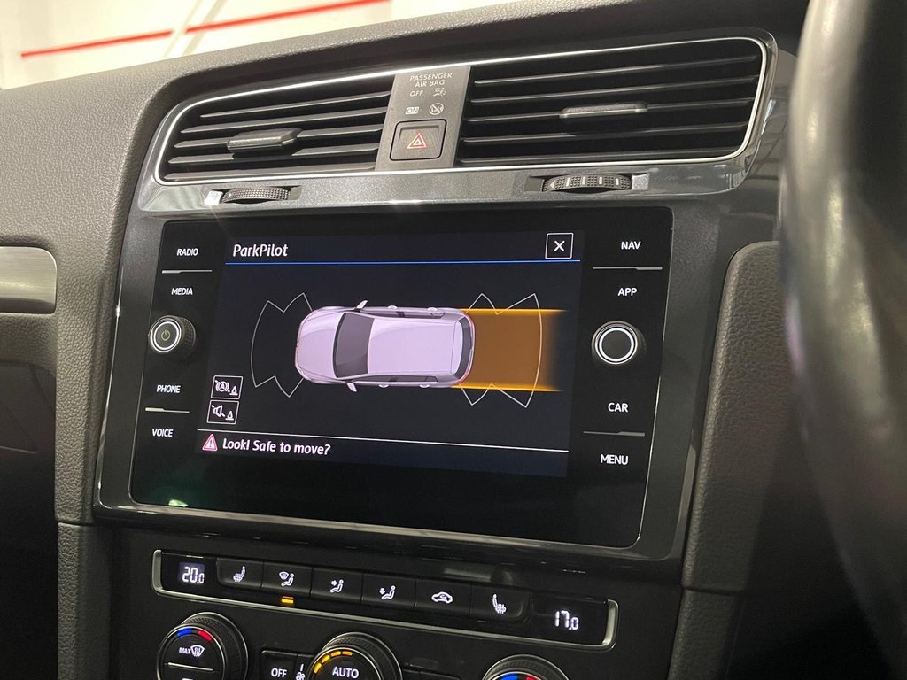 Used Volkswagen Golf 2020 for sale - 76900809: Photo 12