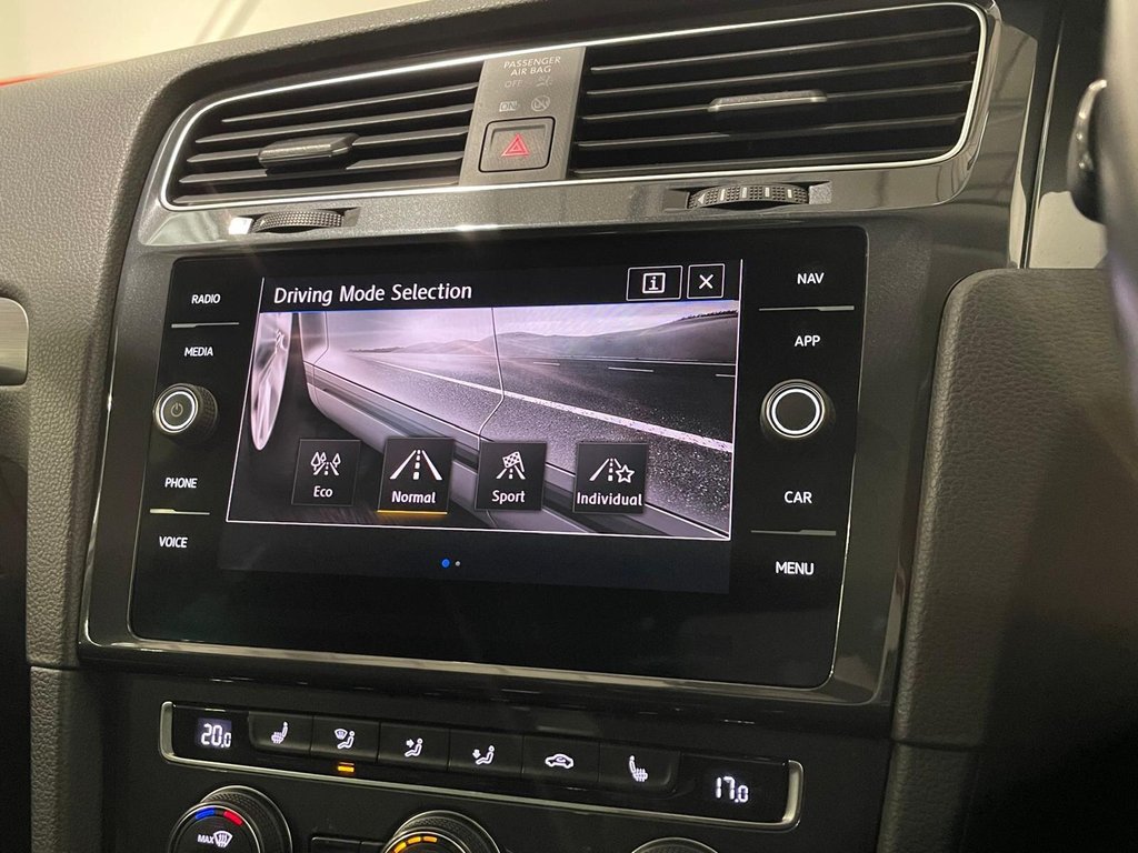 Used Volkswagen Golf 2020 for sale - 76900809: Photo 15