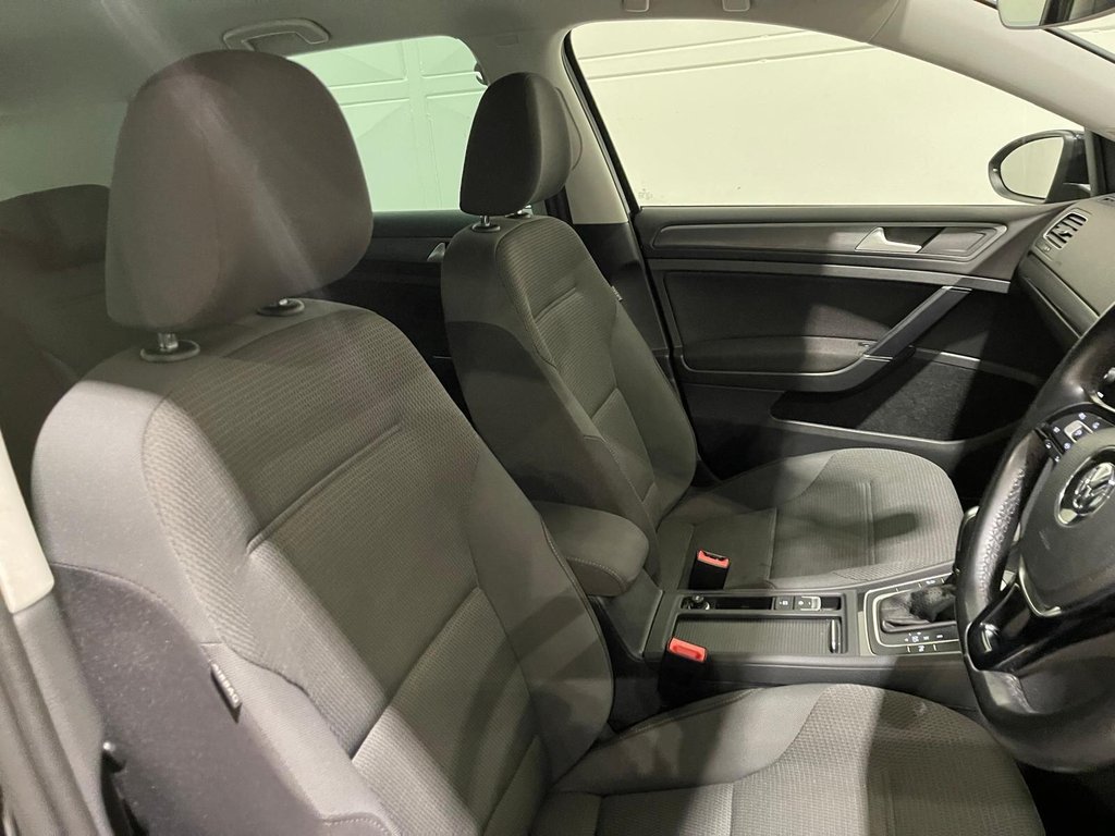 Used Volkswagen Golf 2020 for sale - 76900809: Photo 19