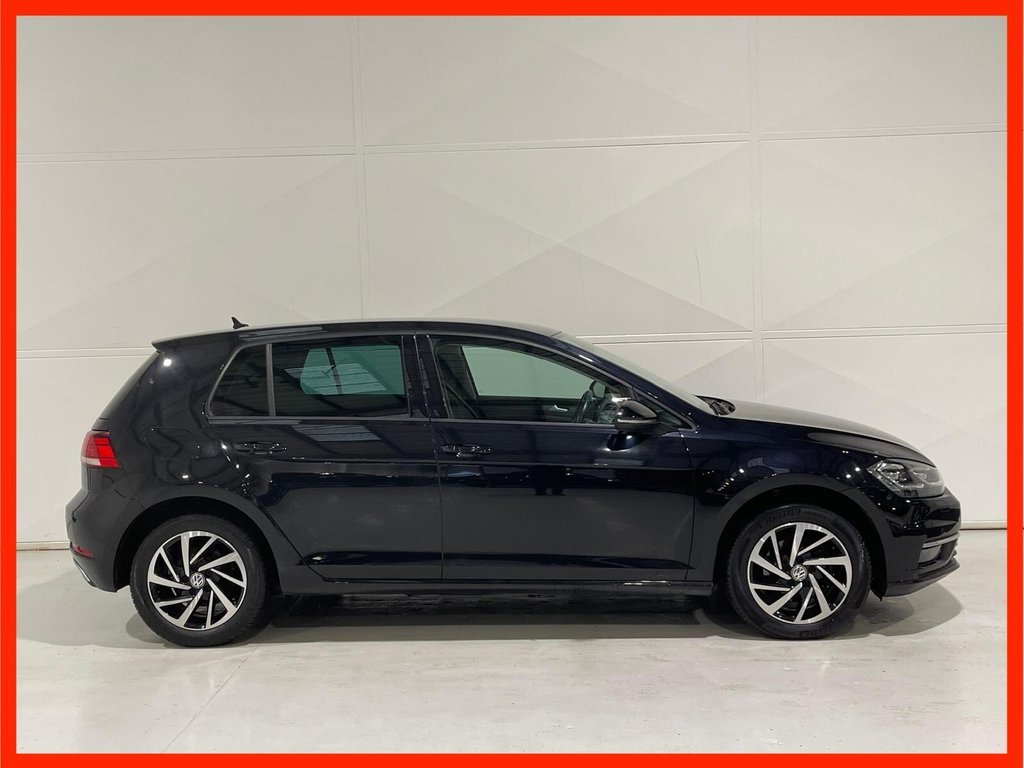 Used Volkswagen Golf 2020 for sale - 76900809: Photo 2