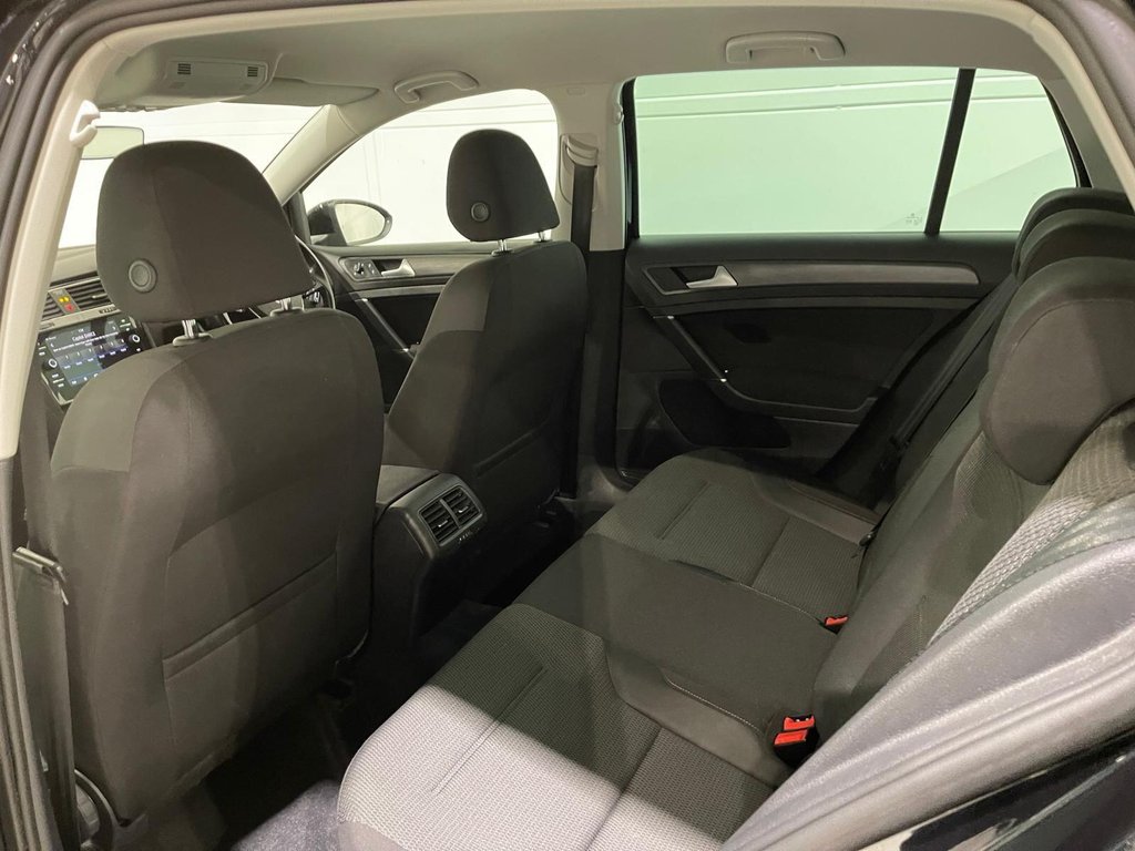 Used Volkswagen Golf 2020 for sale - 76900809: Photo 24
