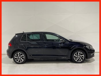 Used Volkswagen Golf 2020 for sale - 76900809: Photo