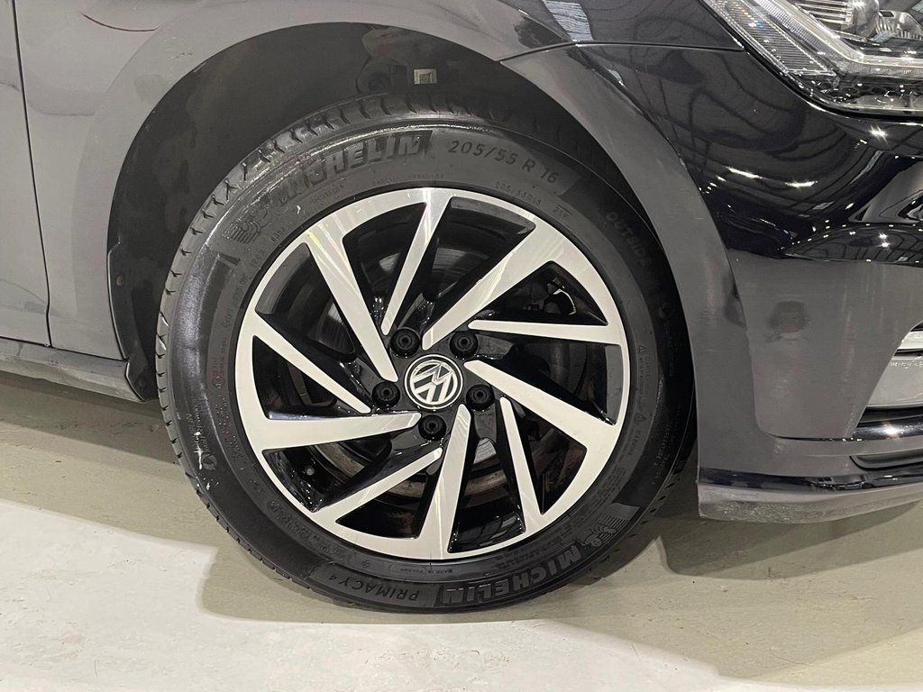 Used Volkswagen Golf 2020 for sale - 76900809: Photo 31