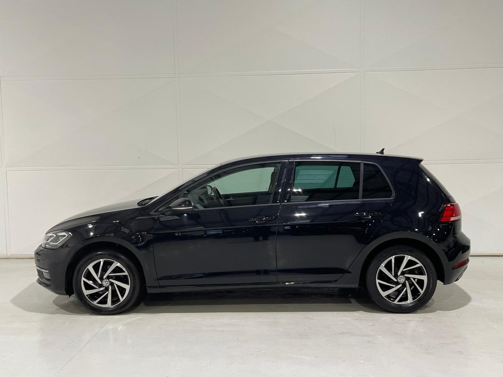 Used Volkswagen Golf 2020 for sale - 76900809: Photo 6