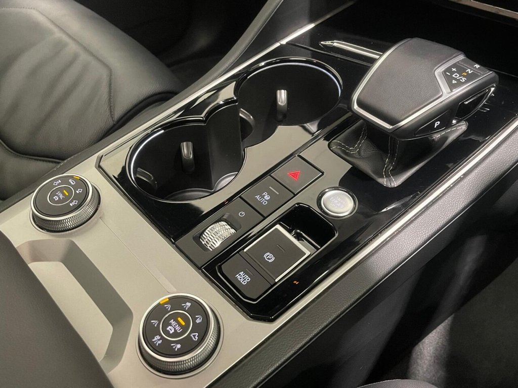 Used Volkswagen Touareg 2023 for sale - 76481951: Photo 24