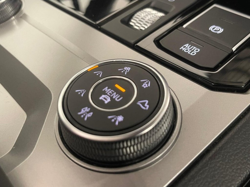 Used Volkswagen Touareg 2023 for sale - 76481951: Photo 27