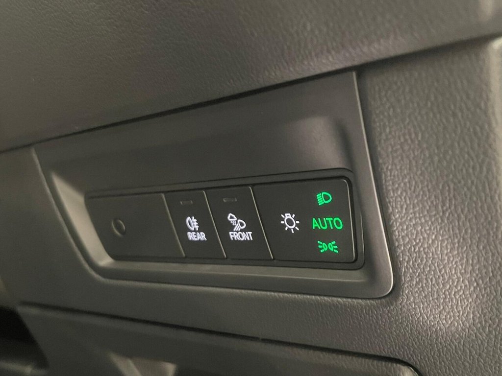 Used Volkswagen Touareg 2023 for sale - 76481951: Photo 28