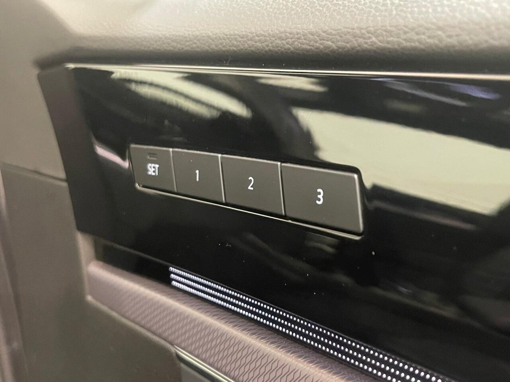 Used Volkswagen Touareg 2023 for sale - 76481951: Photo 32