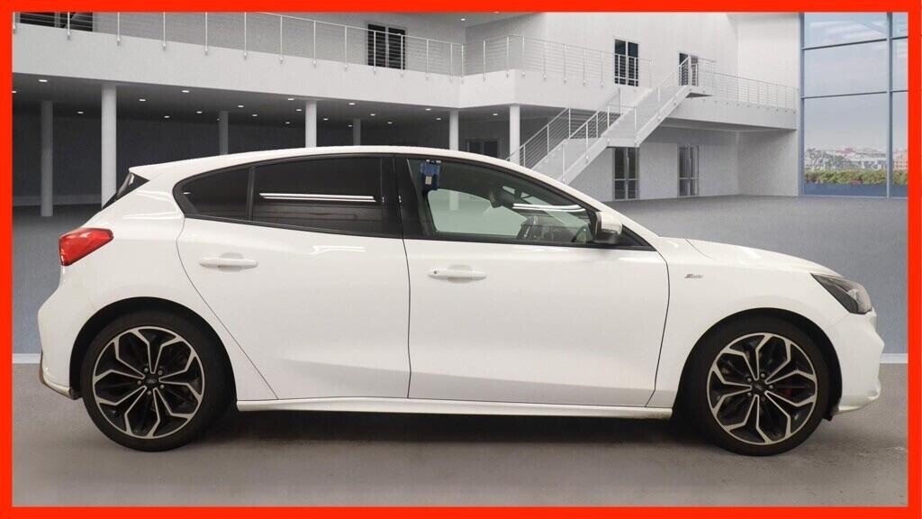 Used Ford Focus 2020 for sale - 76482308: Photo 2