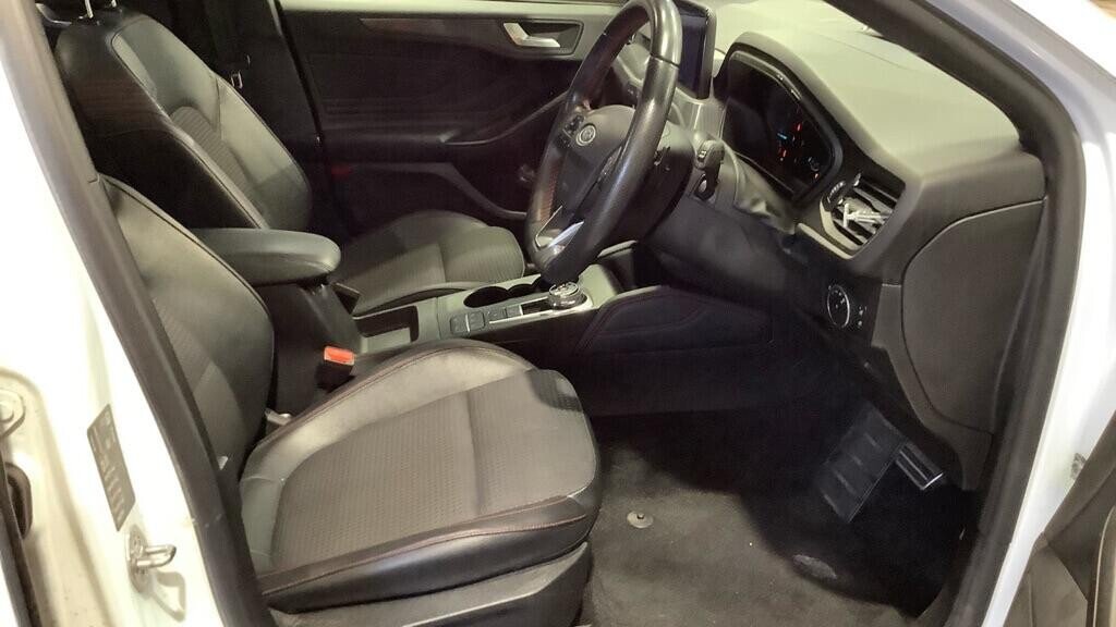 Used Ford Focus 2020 for sale - 76482308: Photo 9