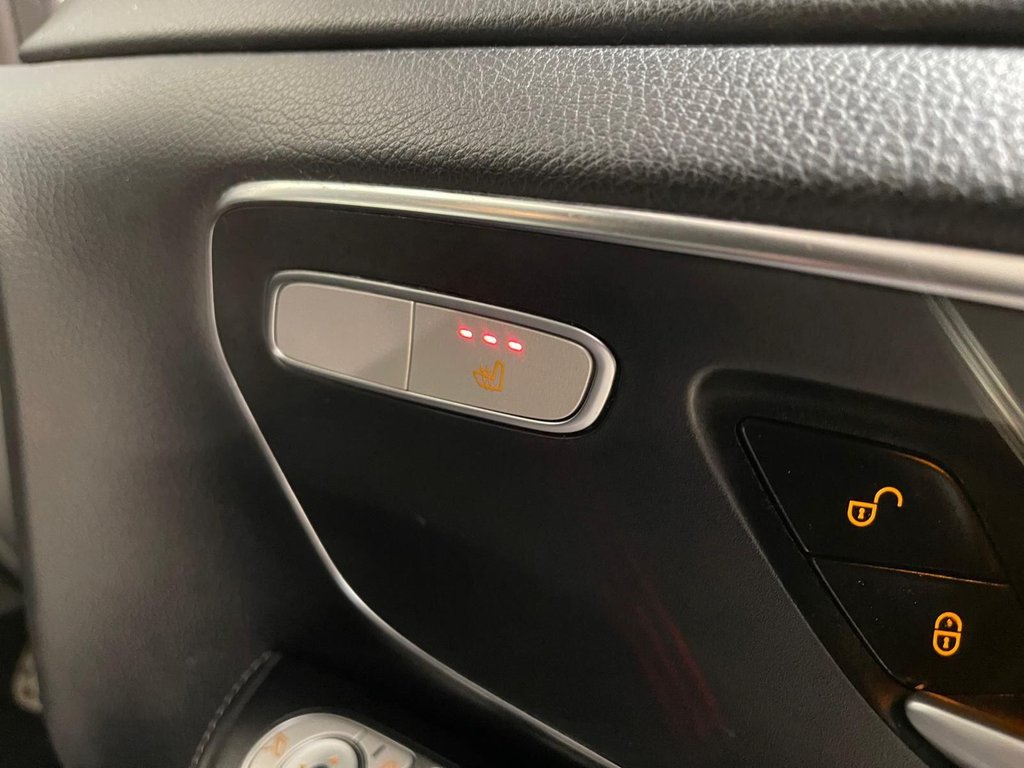 Used Mercedes-Benz V-Class 2019 for sale - 76604864: Photo 26