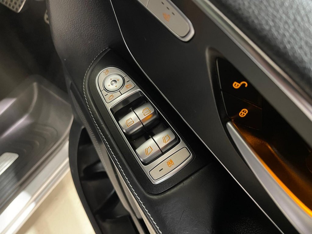 Used Mercedes-Benz V-Class 2019 for sale - 76604864: Photo 27