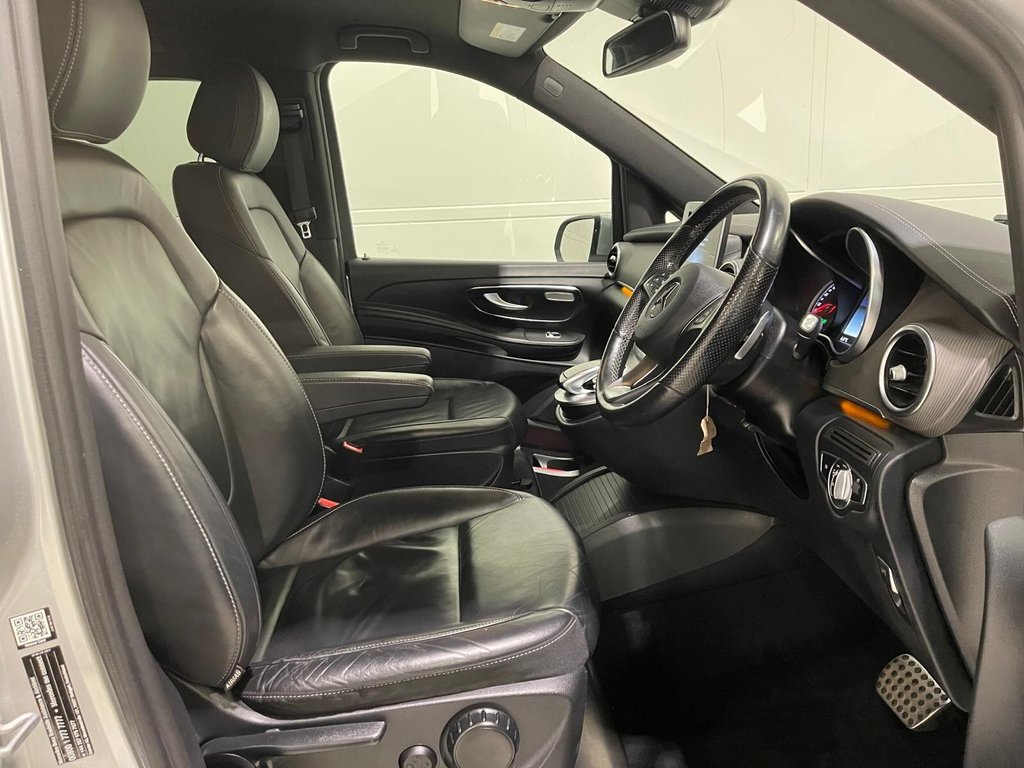 Used Mercedes-Benz V-Class 2019 for sale - 76604864: Photo 28