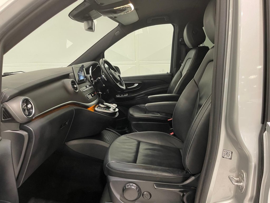 Used Mercedes-Benz V-Class 2019 for sale - 76604864: Photo 31