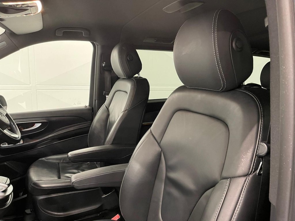 Used Mercedes-Benz V-Class 2019 for sale - 76604864: Photo 32