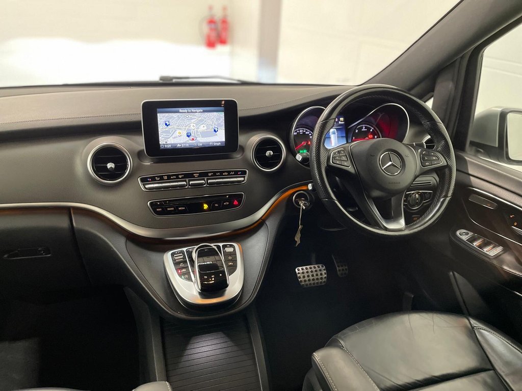 Used Mercedes-Benz V-Class 2019 for sale - 76604864: Photo 33