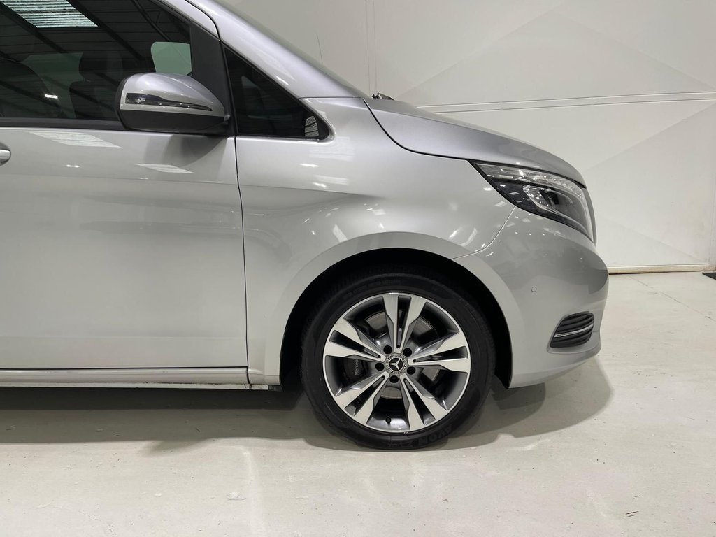 Used Mercedes-Benz V-Class 2019 for sale - 76604864: Photo 46