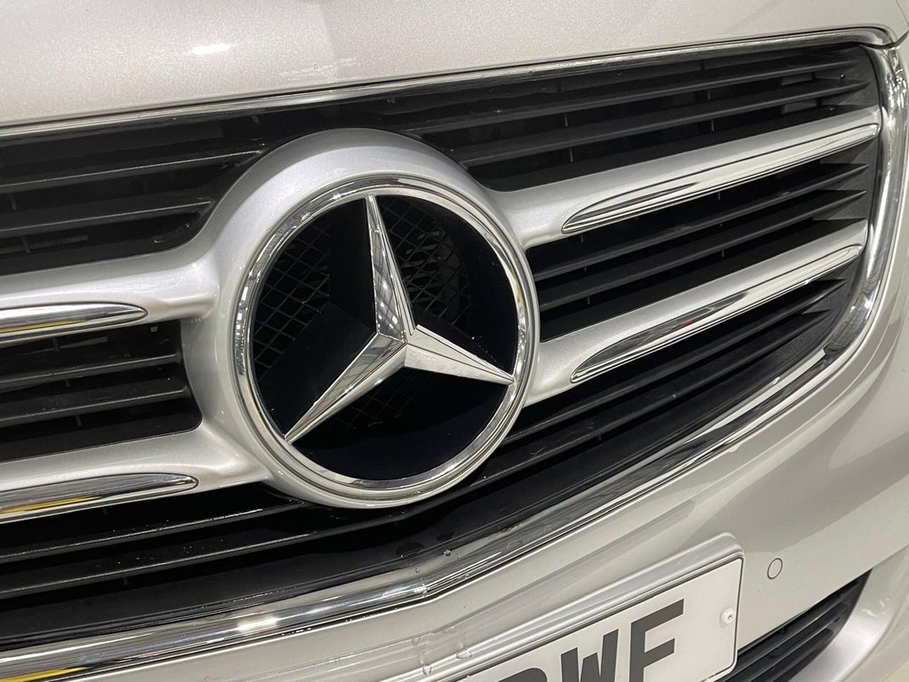 Used Mercedes-Benz V-Class 2019 for sale - 76604864: Photo 48