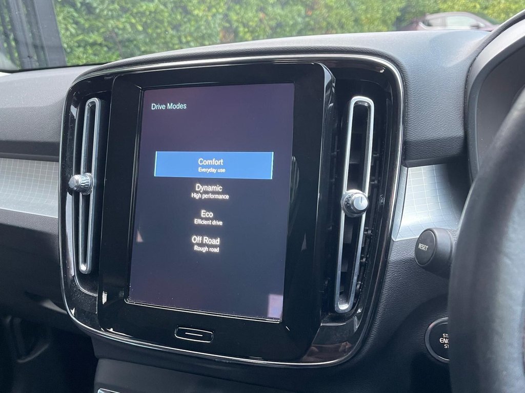 Used Volvo XC40 2020 for sale - 76841677: Photo 13