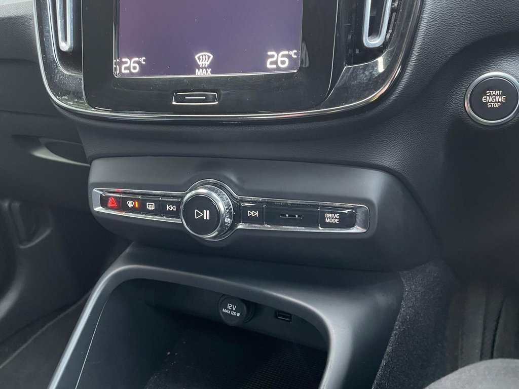 Used Volvo XC40 2020 for sale - 76841677: Photo 16