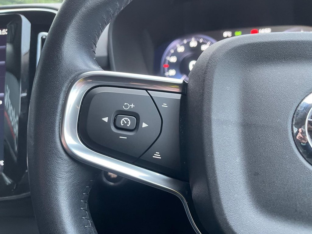 Used Volvo XC40 2020 for sale - 76841677: Photo 17