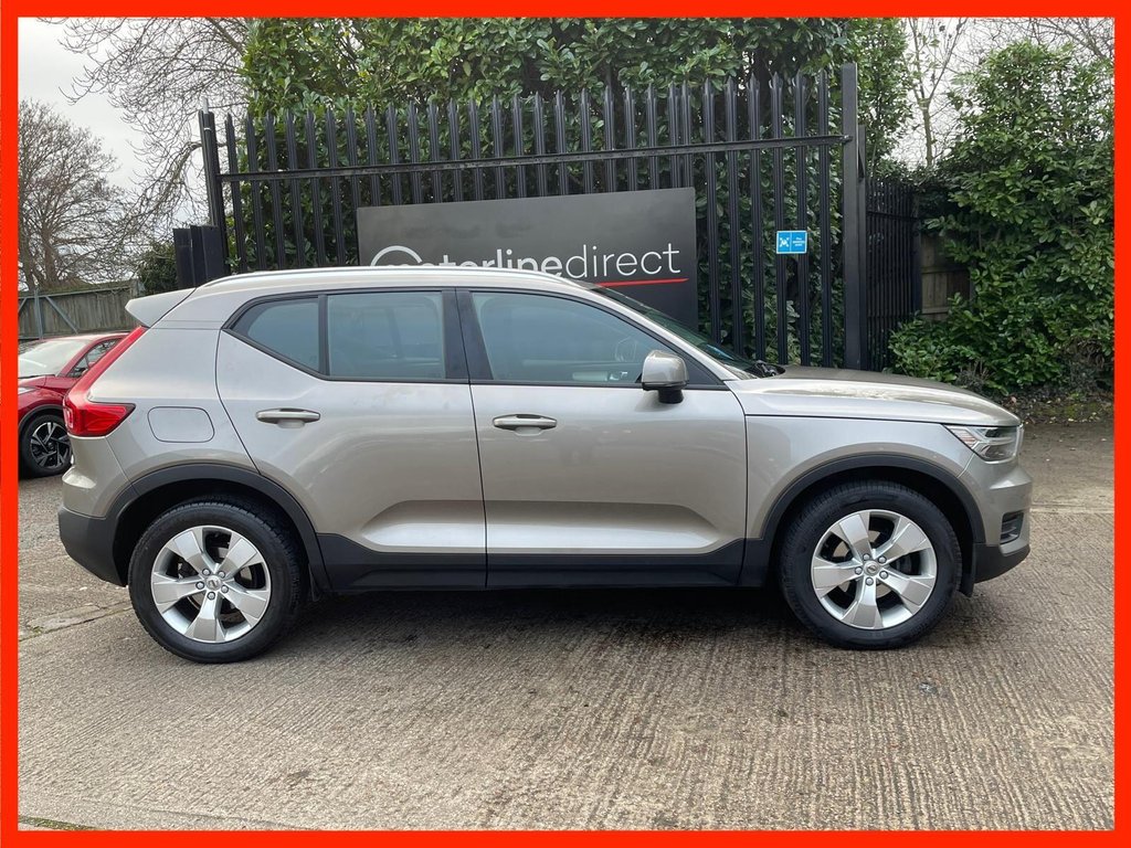 Used Volvo XC40 2020 for sale - 76841677: Photo 2