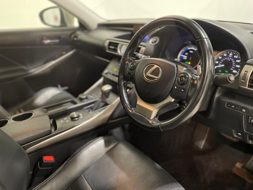 Used Lexus IS 2016 for sale - 76481809: Photo 10