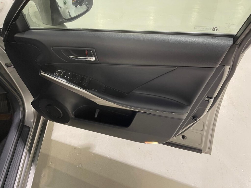 Used Lexus IS 2016 for sale - 76481809: Photo 24