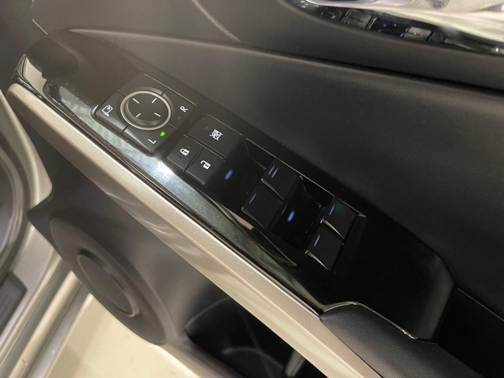 Used Lexus IS 2016 for sale - 76481809: Photo 25