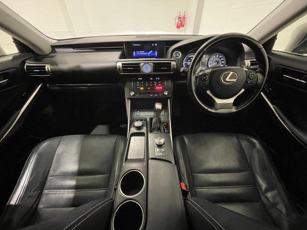 Used Lexus IS 2016 for sale - 76481809: Photo 28