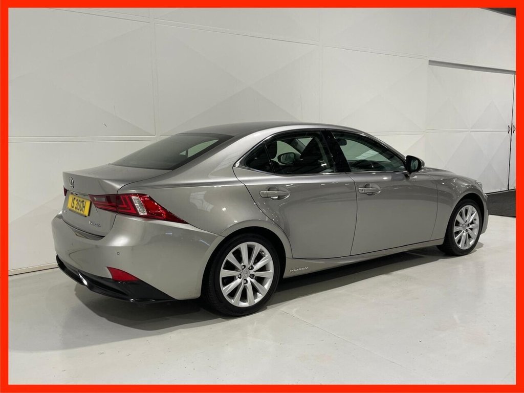 Used Lexus IS 2016 for sale - 76481809: Photo 3