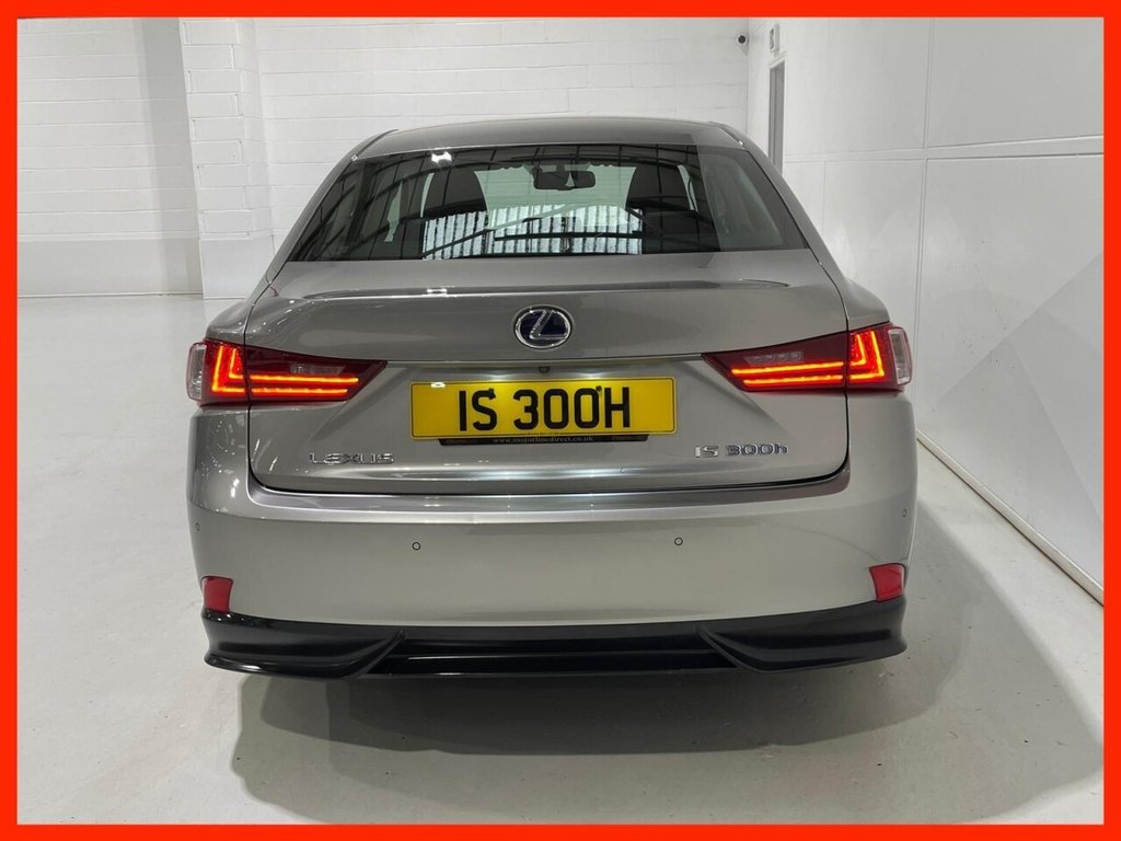 Used Lexus IS 2016 for sale - 76481809: Photo 4