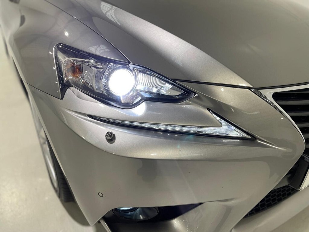 Used Lexus IS 2016 for sale - 76481809: Photo 41