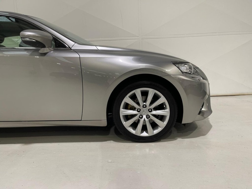 Used Lexus IS 2016 for sale - 76481809: Photo 42
