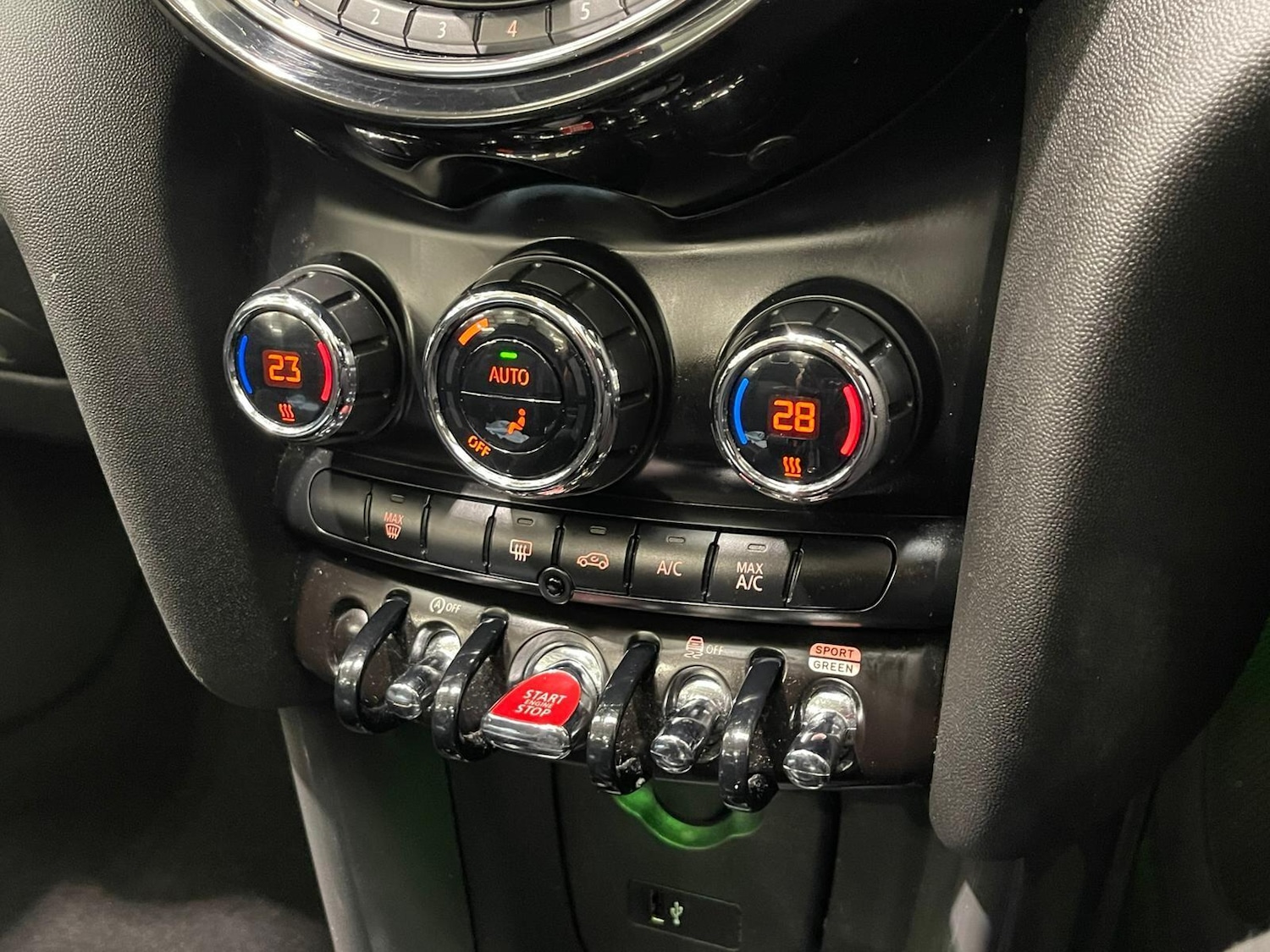 Used MINI Convertible 2018 for sale - 76398149: Photo 22