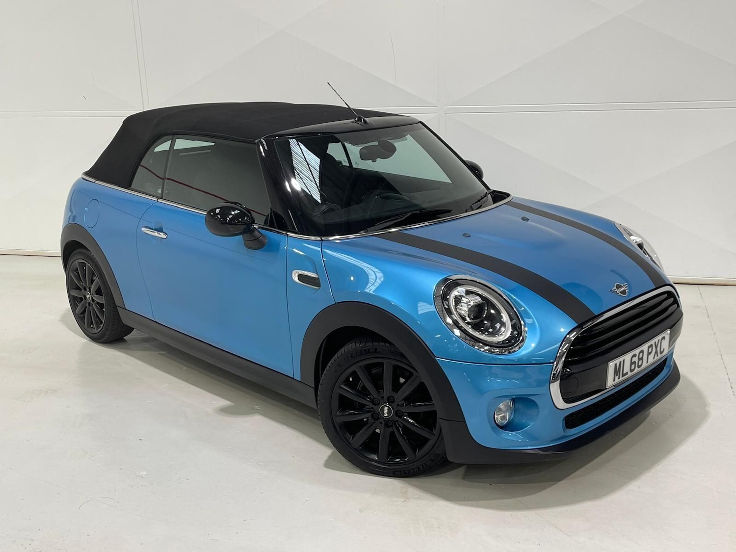 Used MINI Convertible 2018 for sale - 76398149: Photo 34