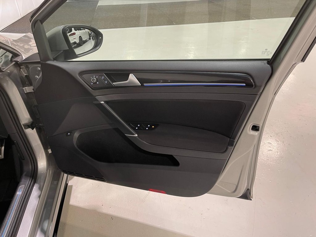 Used Volkswagen Golf 2016 for sale - 76582777: Photo 26