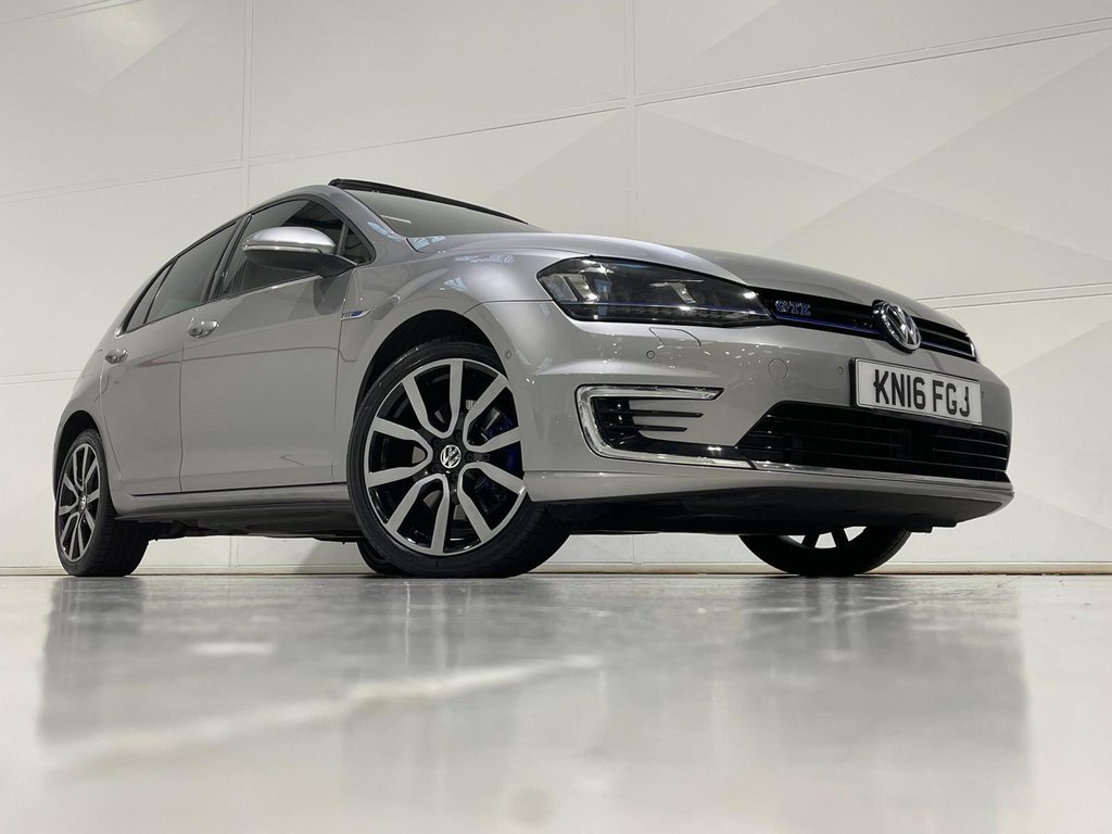 Used Volkswagen Golf 2016 for sale - 76582777: Photo 38