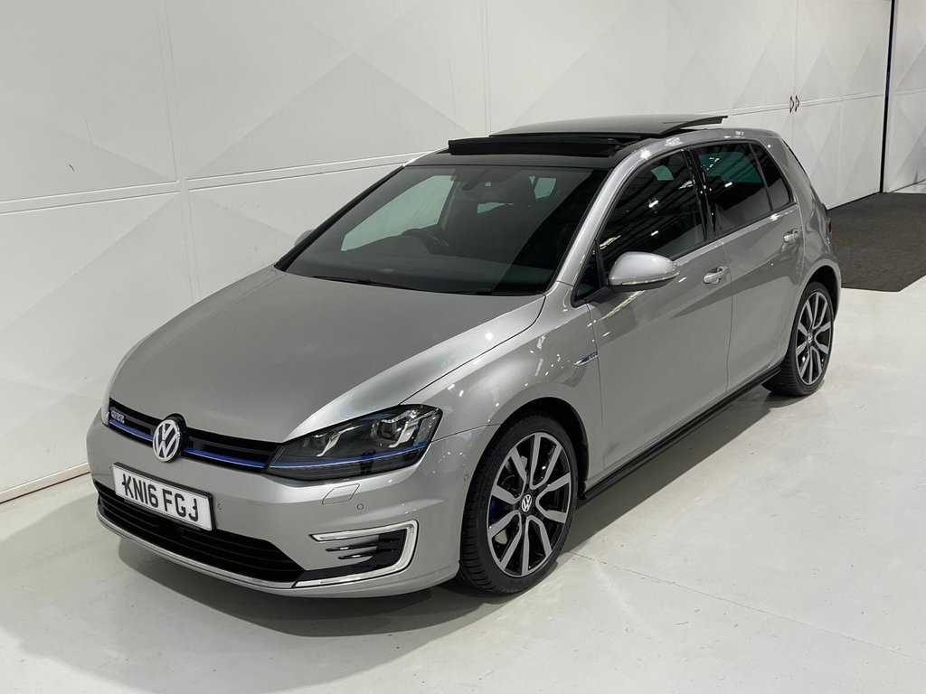 Used Volkswagen Golf 2016 for sale - 76582777: Photo 41