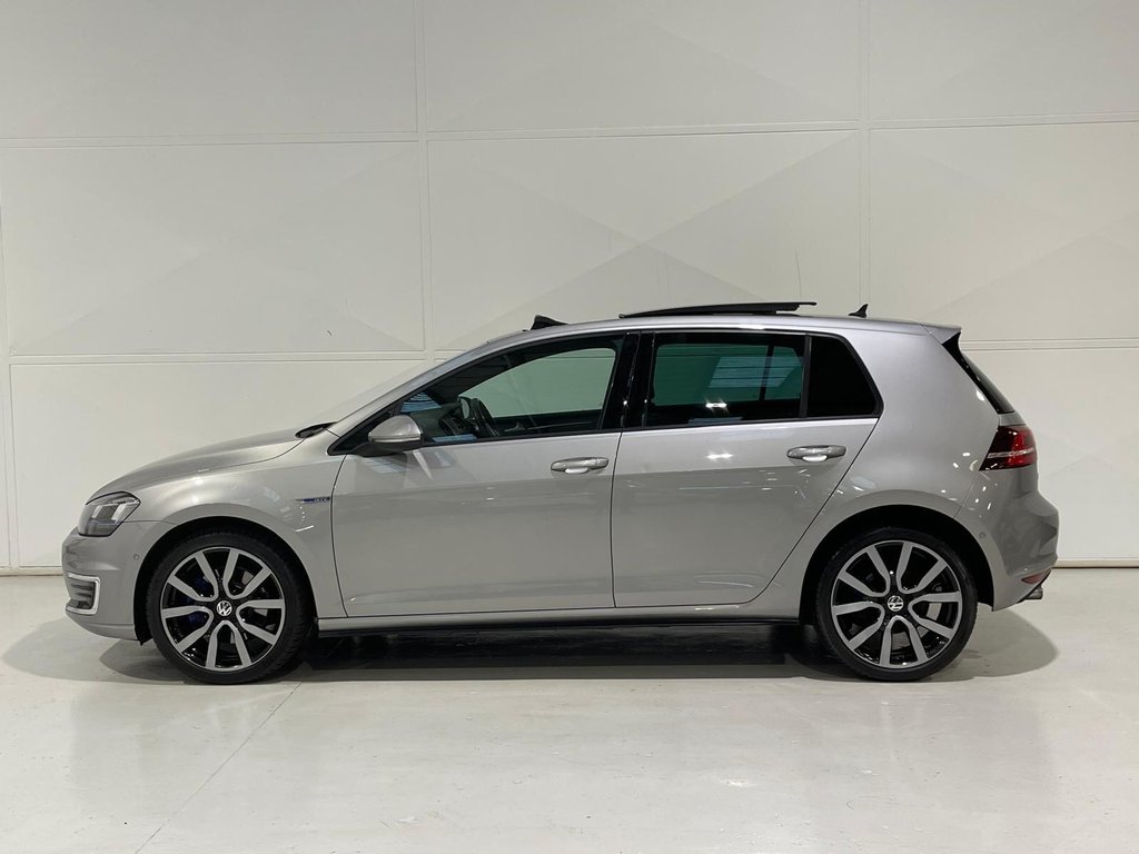 Used Volkswagen Golf 2016 for sale - 76582777: Photo 6