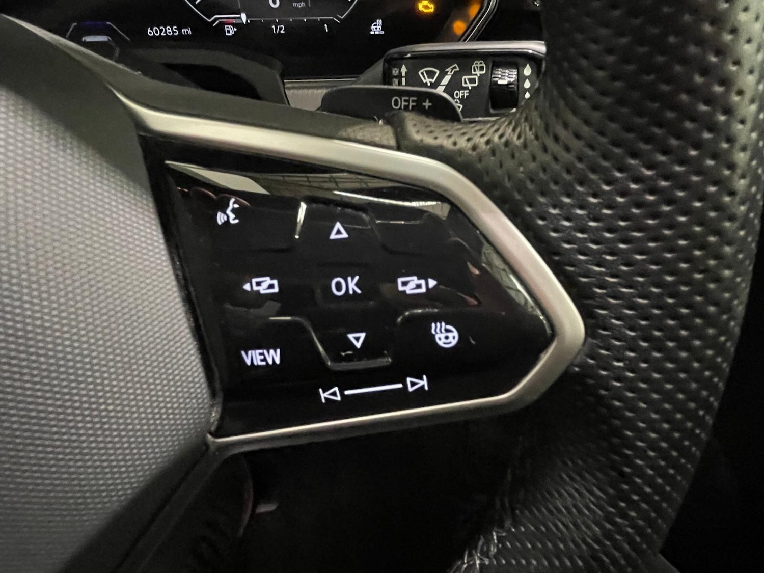 Used Volkswagen Touareg 2023 for sale - 76398908: Photo 23