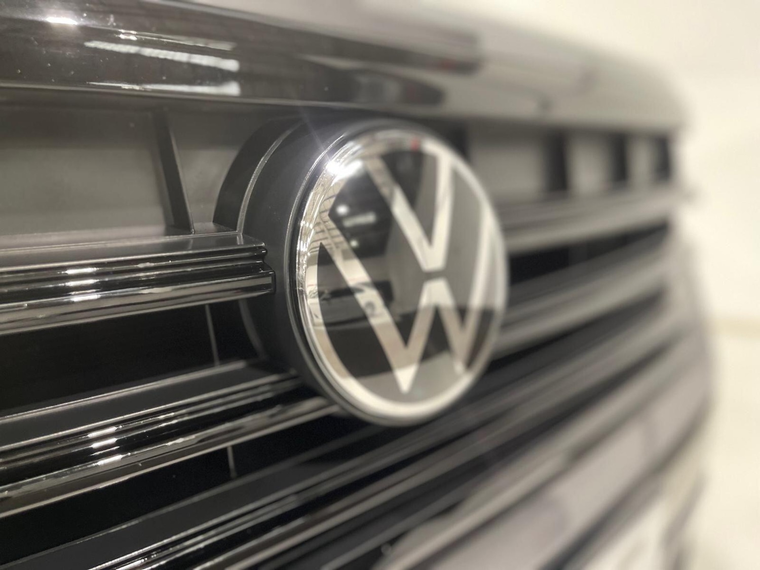 Used Volkswagen Touareg 2023 for sale - 76398908: Photo 52