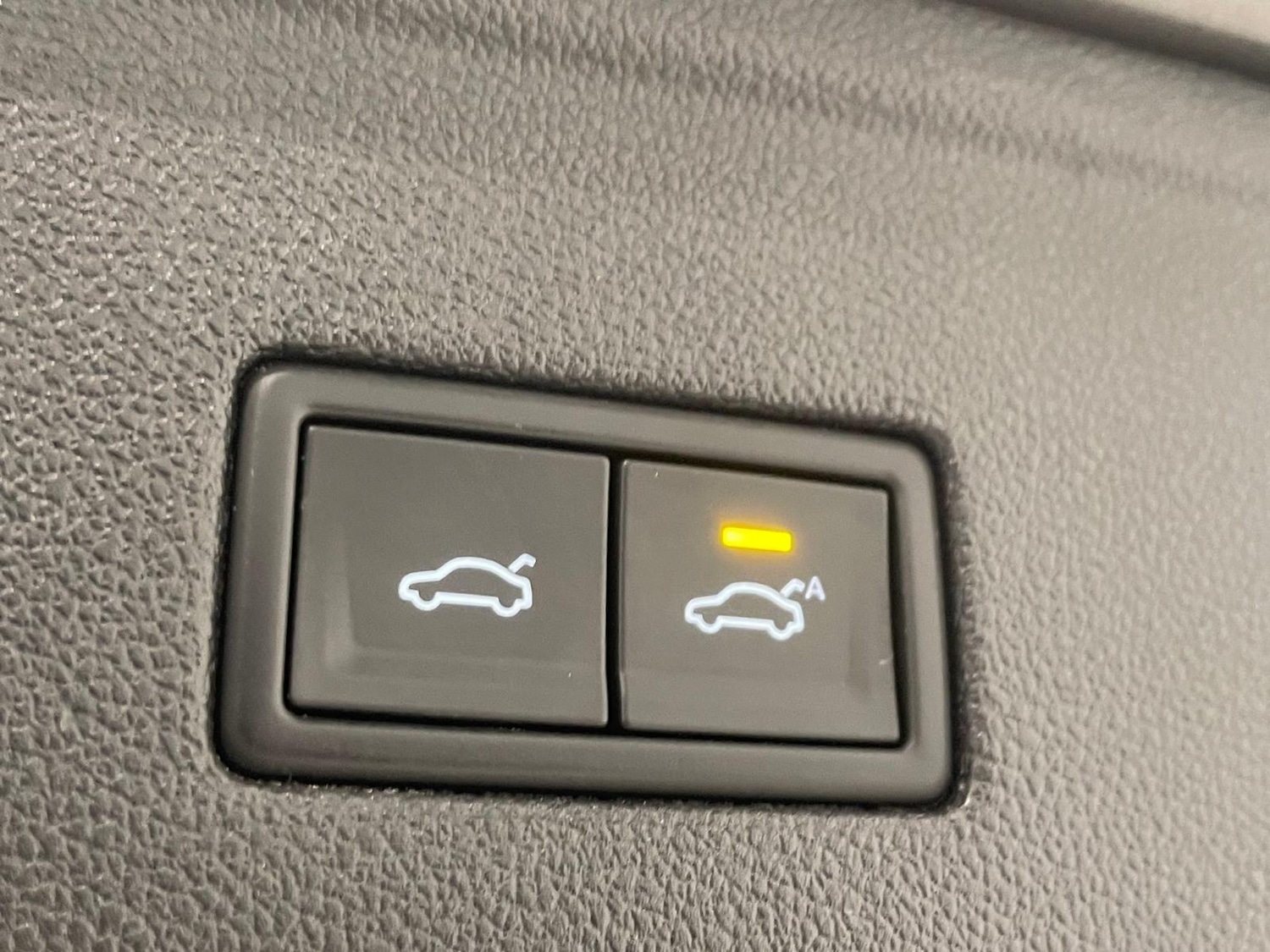 Used Volkswagen Touareg 2023 for sale - 76398908: Photo 56