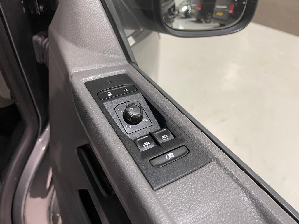 Used Volkswagen Transporter 2020 for sale - 77621091: Photo 23